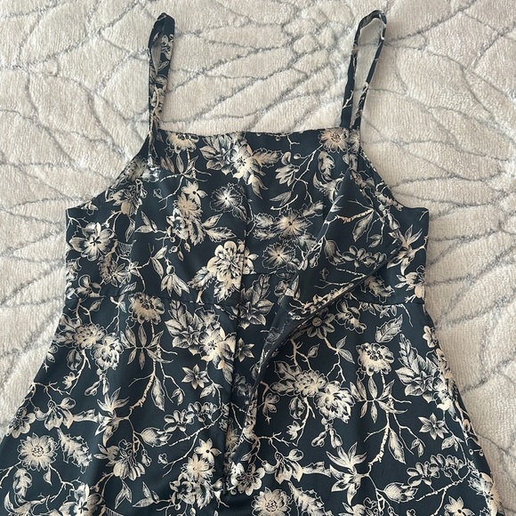 GAP Black and Cream Silk Floral Spaghetti Strap Mini Dress - Picture 8 of 8